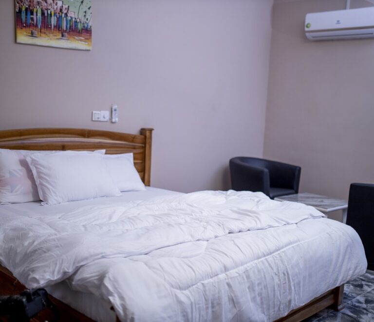 BGC10816MLHOTEL